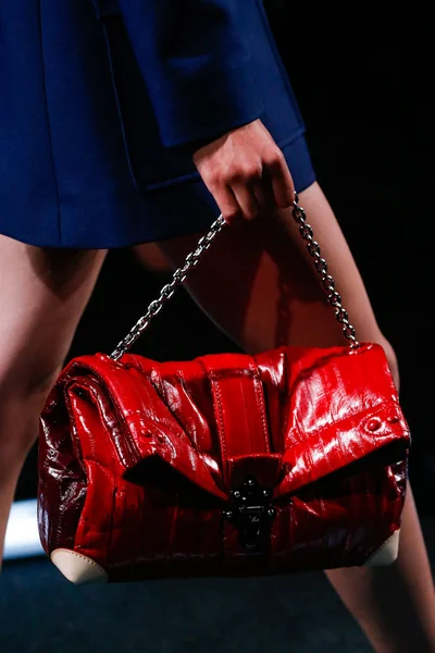 Look 27